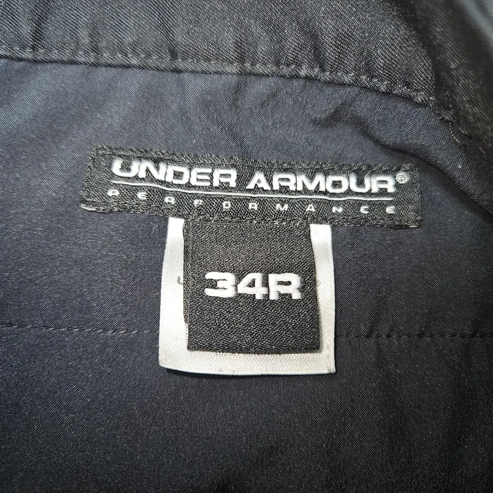 Under Armour Performance Shorts Mens 34R Black Golf Chino Flat Front Lightweight
